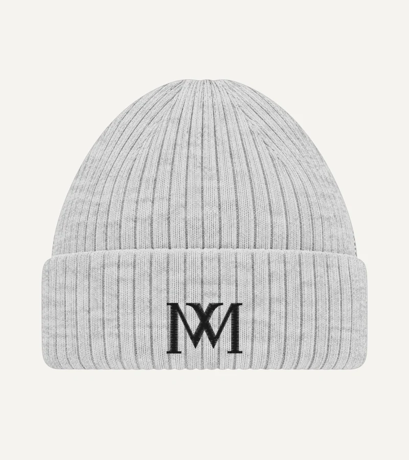 MachineMadness Logo Beanie in cloud grey mit gesticktem MM-Monogramm